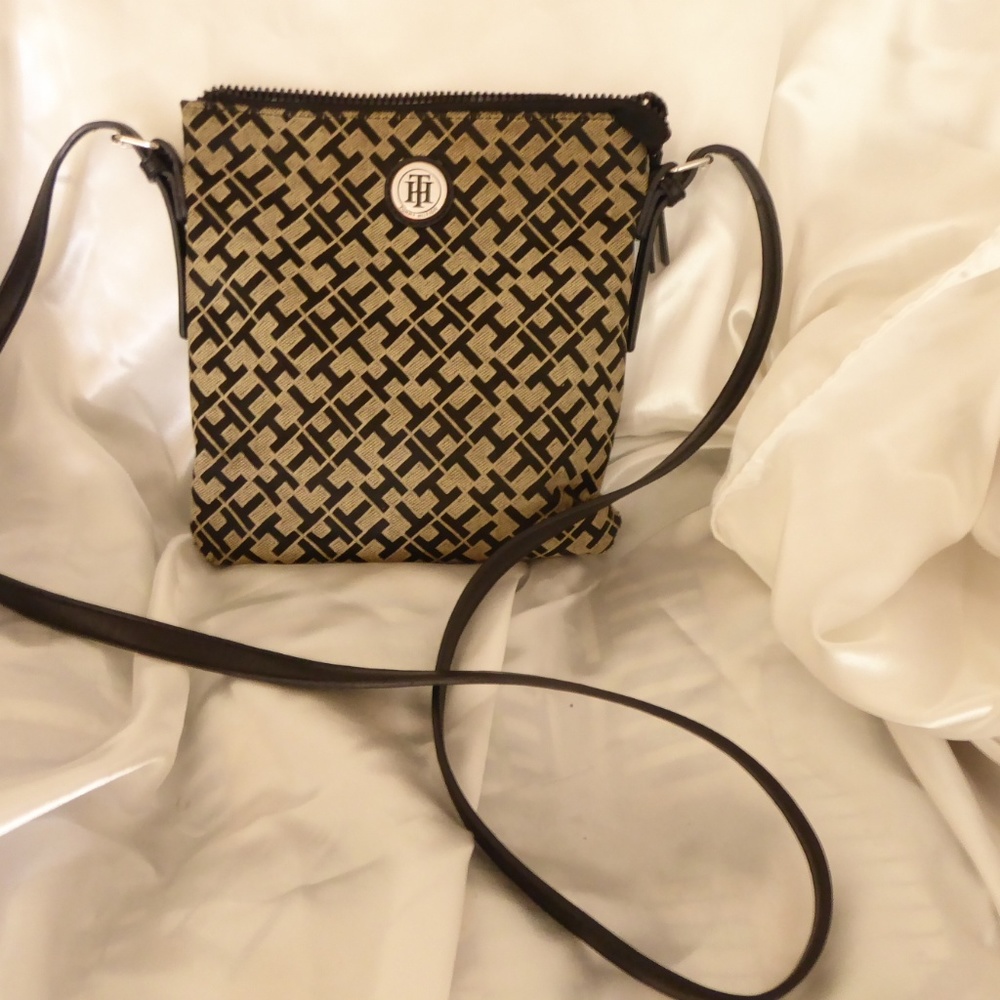 Tommy Hilfiger Crossbody handbag